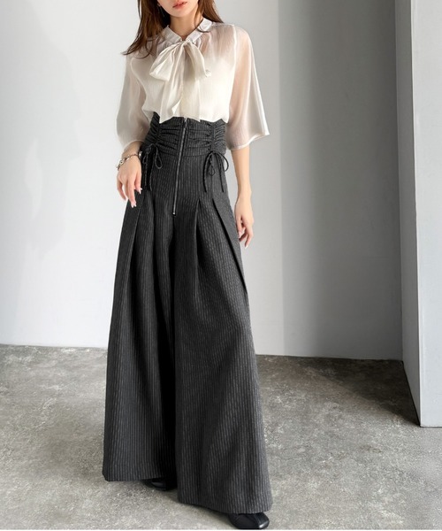 mily bilet（ミウィビレット）の「【mily bilet】コルセット風で“キュッ”と細見え。ウエストシャーリングハイウエストタック入りワイドパンツ（その他パンツ・レディース・アイボリー/ブラック/グレー系その他・X-LARGE/SMALL/MEDIUM/LARGE）」の22枚目の写真