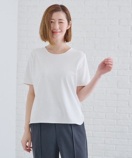 AOYAMA(アオヤマ)の「【透けない白・UVカット】透けないカットソー/半袖/ホワイト/クルーネック/フロントタック|通勤&オフィス&インターン&実習|自宅で洗える・ストレッチ・防止シワ|(Tシャツ/カットソー・レディース・ホワイト系1/ホワイト系2・LL/S/M/L)」の11枚目の写真