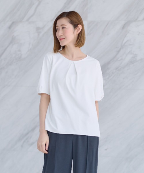 AOYAMA(アオヤマ)の「【透けない白・UVカット】透けないカットソー/半袖/ホワイト/クルーネック/フロントタック|通勤&オフィス&インターン&実習|自宅で洗える・ストレッチ・防止シワ|(Tシャツ/カットソー・レディース・ホワイト系1/ホワイト系2・LL/S/M/L)」の19枚目の写真
