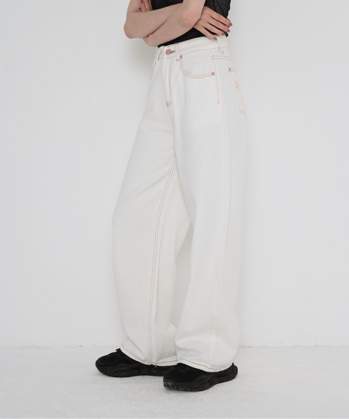 Uenui（ウニュイ）の「【 cunii 】 ワイド レッグ リボン ジーンズ（デニムパンツ・レディース・パープル/ピンク/ブルー・FREE）」の10枚目の写真