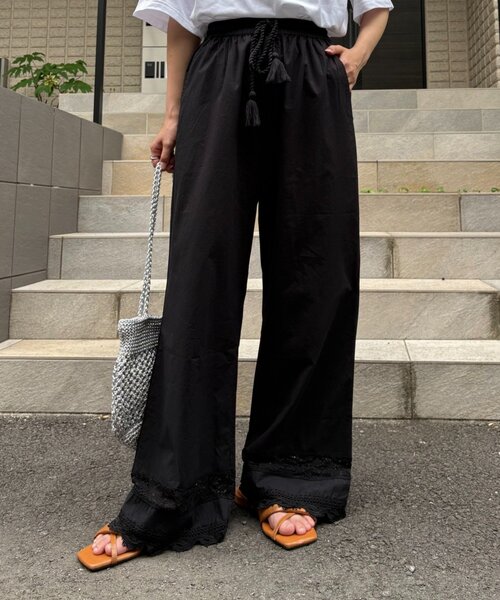 CIAOPANIC TYPY(チャオパニックティピー)の「切替レースワイドパンツ(その他パンツ・レディース・ホワイト/ブラック/ブラウン/カーキ・SMALL/MEDIUM)」の11枚目の写真
