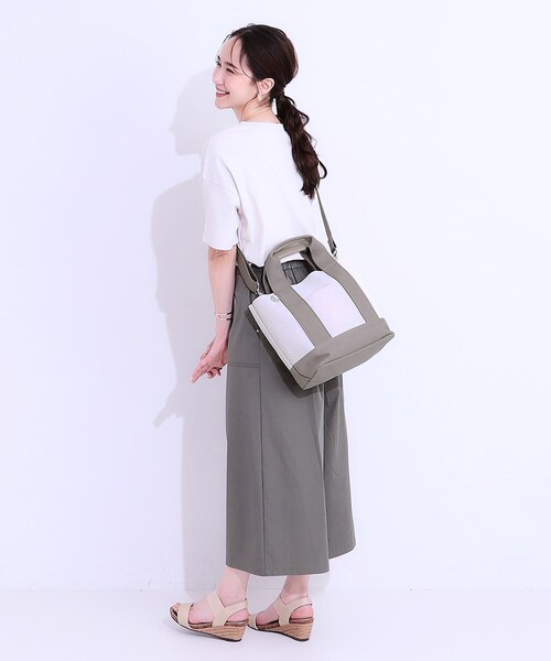 SHOO・LA・RUE(シューラルー)の「【2WAY】キャンバストートバッグ(トートバッグ・レディース・グレー/ブラック/アイボリー系4・00)」の10枚目の写真