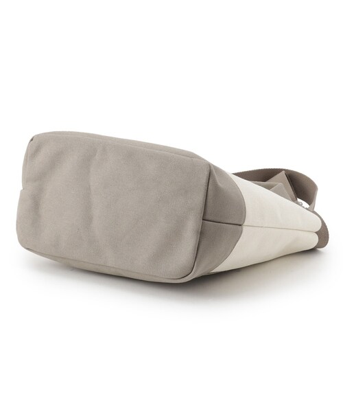 SHOO・LA・RUE(シューラルー)の「【2WAY】キャンバストートバッグ(トートバッグ・レディース・グレー/ブラック/アイボリー系4・00)」の16枚目の写真