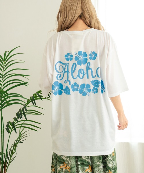 anap mimpi(アナップミンピ)の「バック ハイビスカス プリント オーバーサイズ Tシャツ(Tシャツ/カットソー・レディース・ラベンダー/オフホワイト/ネイビー・FREE)」の2枚目の写真