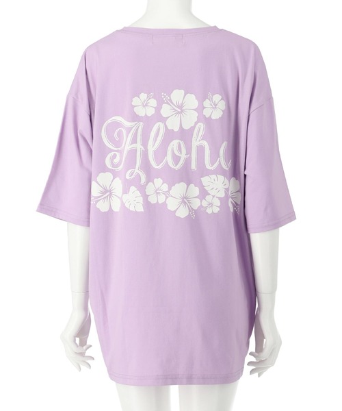 anap mimpi(アナップミンピ)の「バック ハイビスカス プリント オーバーサイズ Tシャツ(Tシャツ/カットソー・レディース・ラベンダー/オフホワイト/ネイビー・FREE)」の9枚目の写真