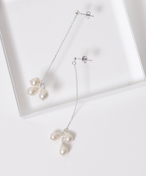 Firsthand(ファーストハンド)の「Firsthand/ファーストハンド チェーン パールピアス / スタッドピアス / 両耳用(ピアス(両耳用)・レディース・シルバー・ONE SIZE)」の3枚目の写真