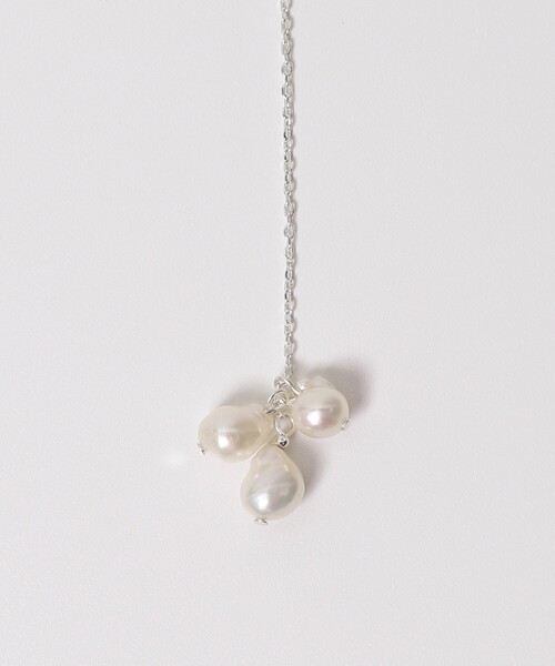 Firsthand(ファーストハンド)の「Firsthand/ファーストハンド チェーン パールピアス / スタッドピアス / 両耳用(ピアス(両耳用)・レディース・シルバー・ONE SIZE)」の5枚目の写真