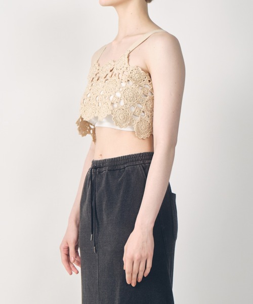 LE CIEL BLEU（ルシェルブルー）の「ハンドクロシェットフローラルモチーフベスト / Hand-Crocheted Floral Motif Vest（ニット/セーター・レディース・ベージュ/オフホワイト・36）」の15枚目の写真