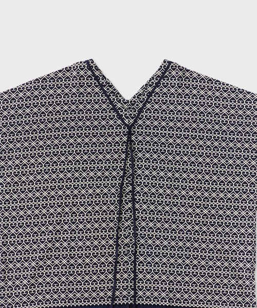 superNova.(スーパーノヴァ)の「superNova./スーパーノヴァ Braid Poncho-Indigo Tribal ポンチョ 夏服(Tシャツ/カットソー・メンズ・インディゴブルー・1)」の2枚目の写真