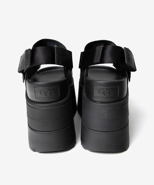 UGG GoldenRise ブラック スポーツサンダル UGG GOLDENRISE アグ ゴールデンライズ サンダル（サンダル