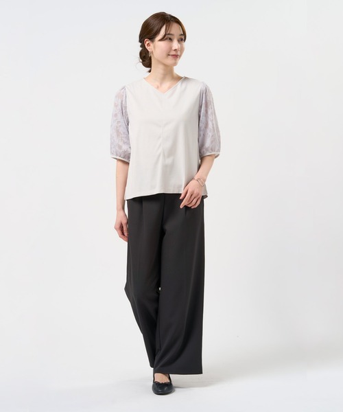 TOKYO SHIRTS(トウキョウシャツ)の「オパール袖 プルオーバー 五分袖(シャツ/ブラウス・レディース・グレー/オフホワイト/ブラック・M/L/LL)」の20枚目の写真