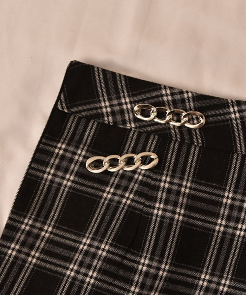 VIBGYOR Women(ヴィブジョー ウィメン)の「【urge select】ループデザイン ウェスト調節ピンブローチ 【同色2個セット/マルチウェイ】(ベルト・レディース・シルバー/ゴールド・FREE)」の6枚目の写真