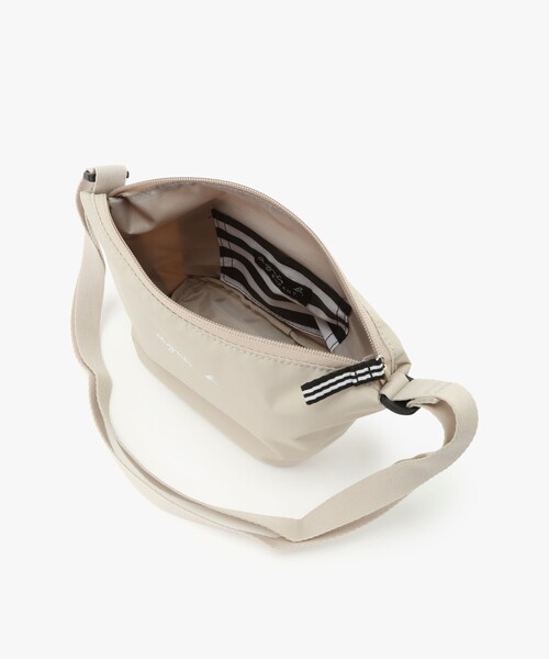 agnes b.（アニエスベー）の「キッズ ロゴ ポシェット（ショルダーバッグ・キッズ・ベージュ・FREE）」の4枚目の写真