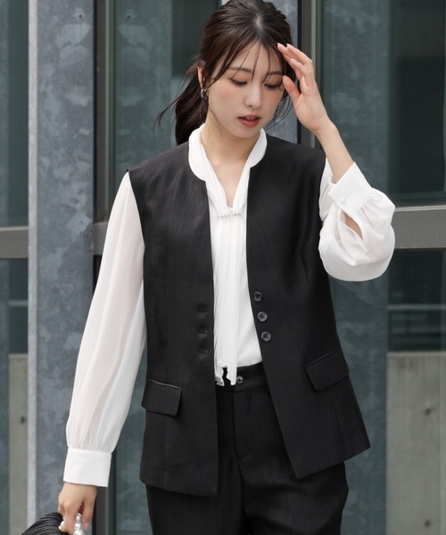 DRESS PLUS(ドレスプラス)の「マニッシュに決まるノーカラージレベスト(ベスト・レディース・シャンパン/ベージュ/ブラック・M/L)」の13枚目の写真