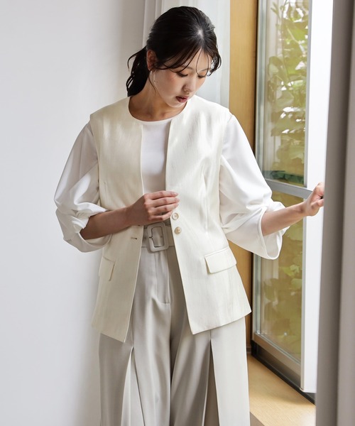 DRESS PLUS(ドレスプラス)の「マニッシュに決まるノーカラージレベスト(ベスト・レディース・シャンパン/ベージュ/ブラック・M/L)」の16枚目の写真