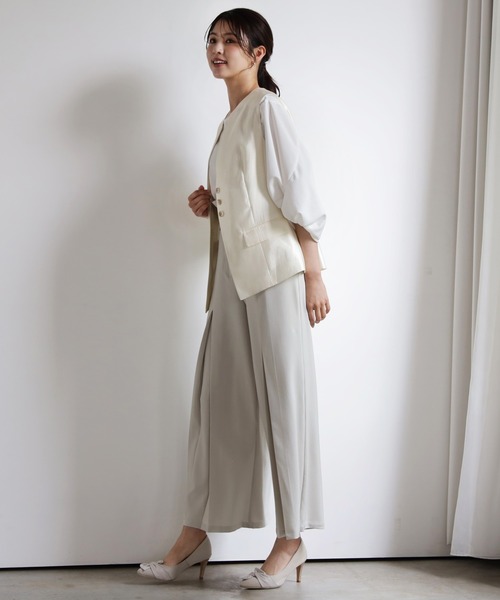 DRESS PLUS(ドレスプラス)の「マニッシュに決まるノーカラージレベスト(ベスト・レディース・シャンパン/ベージュ/ブラック・M/L)」の17枚目の写真