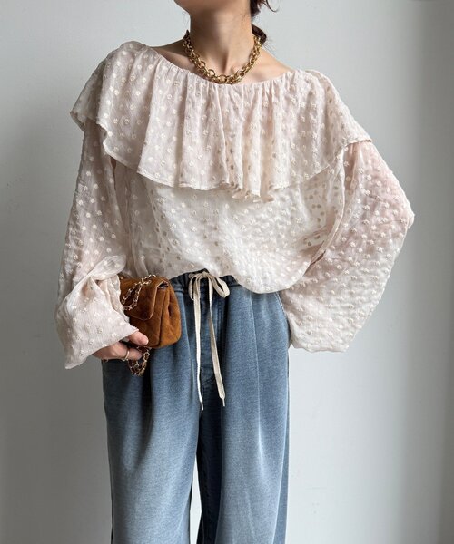 DouDou（ドゥドゥ）の「フラワー刺繍フリルブラウス（シャツ/ブラウス・レディース・アイボリー/ブラック/キャメル・FREE）」の11枚目の写真