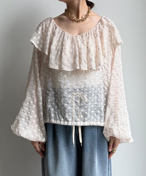 DouDou（ドゥドゥ）の「フラワー刺繍フリルブラウス（シャツ/ブラウス・レディース・アイボリー/ブラック/キャメル・FREE）」の13枚目の写真