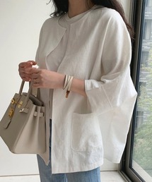 着こなしの幅がぐっと広がる長袖ノーカラージャケット