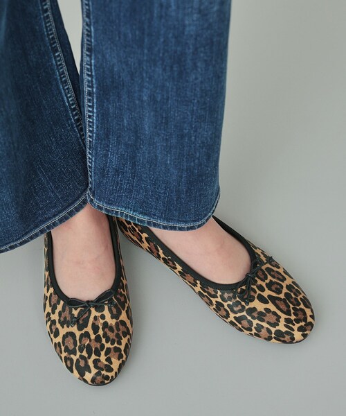 INDIVI（インディヴィ）の「スゴラク バレーシューズ（その他シューズ・レディース・ブラウン系1/ブラック・45/35/25）」の8枚目の写真