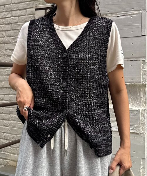 CIAOPANIC TYPY(チャオパニックティピー)の「2WAYメランジメッシュニットベスト(ニット/セーター・レディース・グレー/ブラック/ブラウン/ベージュ・ONE SIZE)」の6枚目の写真