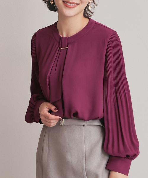 GLACIER lusso（グラシアルッソ）の「袖プリーツボウタイブラウス（シャツ/ブラウス・レディース・グレイッシュベージュ/ピンク系その他/ネイビー/アイボリー・M/S/L/LL）」の5枚目の写真