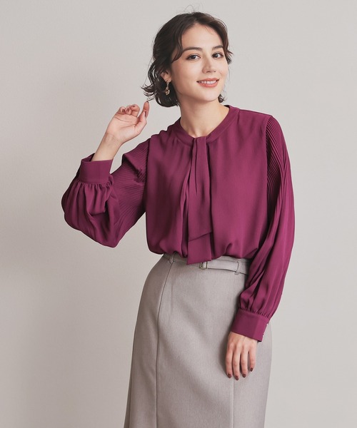 GLACIER lusso（グラシアルッソ）の「袖プリーツボウタイブラウス（シャツ/ブラウス・レディース・グレイッシュベージュ/ピンク系その他/ネイビー/アイボリー・M/S/L/LL）」の6枚目の写真