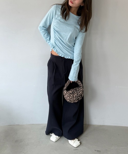 SANSeLF（サンセルフ）の「【SANSeLF】 フリルギャザーカットソー 長袖トップス スリムシルエット saw25a031（Tシャツ/カットソー・レディース・ネイビー/ホワイト/ピンク/ブルー・FREE）」の16枚目の写真