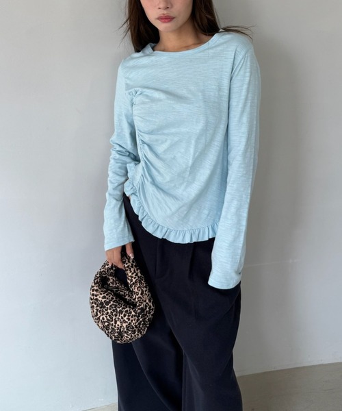 SANSeLF（サンセルフ）の「【SANSeLF】 フリルギャザーカットソー 長袖トップス スリムシルエット saw25a031（Tシャツ/カットソー・レディース・ネイビー/ホワイト/ピンク/ブルー・FREE）」の17枚目の写真