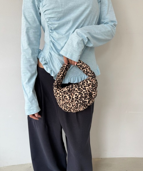 SANSeLF（サンセルフ）の「【SANSeLF】 フリルギャザーカットソー 長袖トップス スリムシルエット saw25a031（Tシャツ/カットソー・レディース・ネイビー/ホワイト/ピンク/ブルー・FREE）」の22枚目の写真