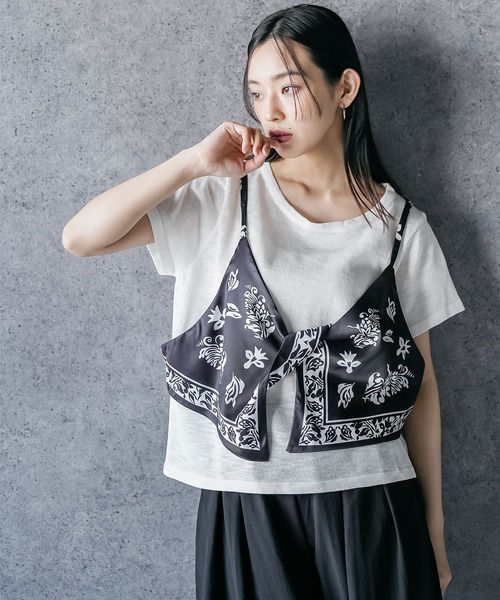 mili an deni(ミリアンデニ)の「バンダナキャミレイヤードトップス(Tシャツ/カットソー・レディース・ネイビー/ブラウン/オフホワイト・M)」の13枚目の写真