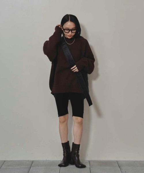 TODAYFUL(トゥデイフル)の「Velour Half Leggings(その他パンツ・レディース・ブラウン/ブラック・36inch/38inch)」の5枚目の写真