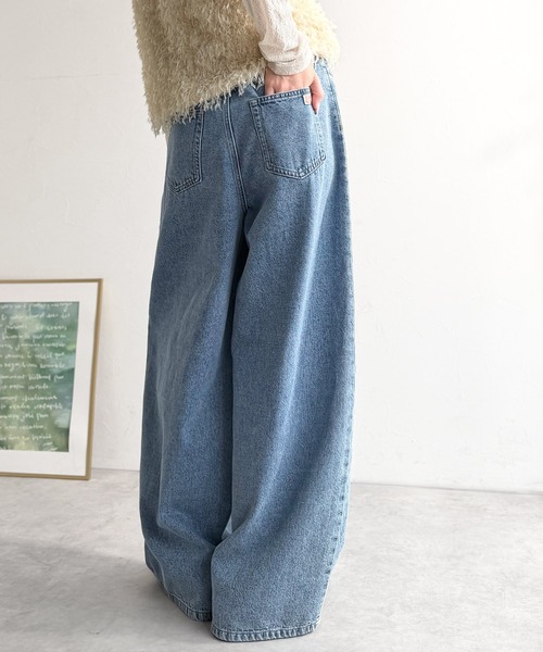 Java（ジャバ）の「《JaVa ジャバコラボ》快適さとおしゃれの両立！バルーンデニムパンツ（デニムパンツ・レディース・ワンウォッシュ/ライトブルー/ブラック・X-LARGE/SMALL/MEDIUM/LARGE）」の16枚目の写真