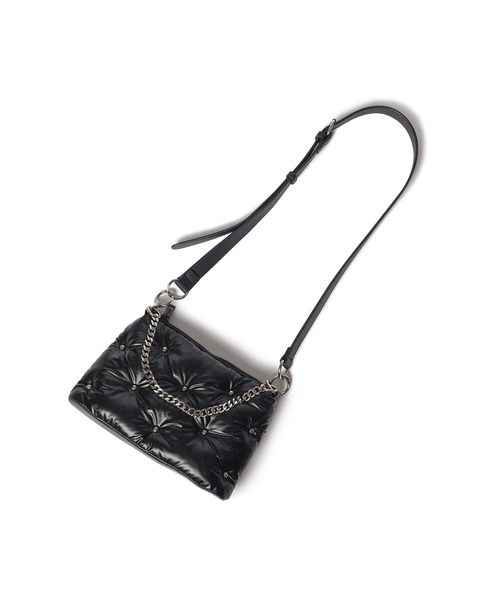 Subciety（サブサエティ）の「Padded shoulder bag（ショルダーバッグ・メンズ・ブラック・FREE）」の2枚目の写真