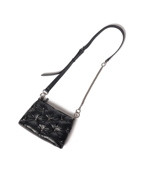 Subciety（サブサエティ）の「Padded shoulder bag（ショルダーバッグ・メンズ・ブラック・FREE）」の3枚目の写真