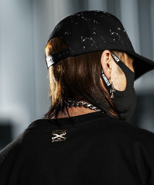 DIVINER(ディヴァイナー)の「【DIVINER】Meriken Sack Logo L/TEE(Tシャツ/カットソー・メンズ・ブラック×シルバー/ブラック×ゴールド・M/L)」の4枚目の写真