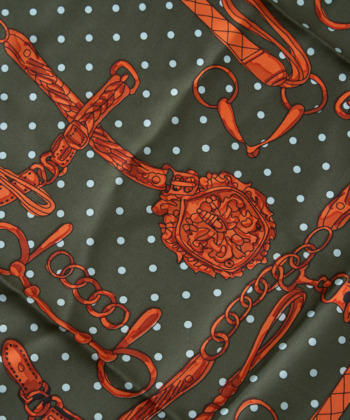 manipuri（マニプリ）の「【manipuri/マニプリ】ドットビット大判シルクスカーフ　88×88（バンダナ/スカーフ・レディース・ネイビー/カーキ・フリー）」の4枚目の写真