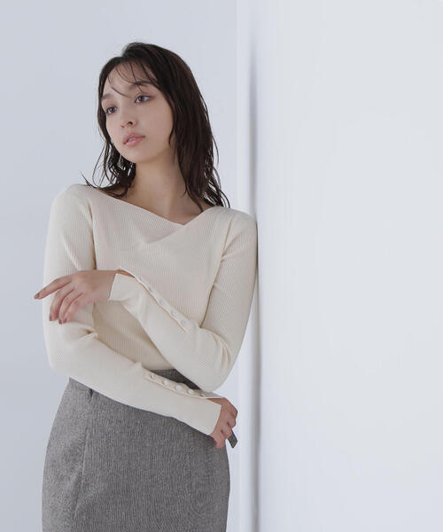 NATURAL BEAUTY BASIC（ナチュラルビューティーベーシック）の「◇ニュアンスネックリブニット（ニット/セーター・レディース・ピンク/ブルー/オフホワイト/チャコールグレー・FREE）」の17枚目の写真