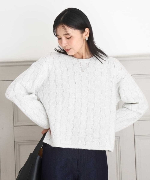 MK MICHEL KLEIN（エムケーミッシェルクラン）の「スパンコールラメ入りニット/洗える（ニット/セーター・レディース・ベージュ/ライトグレー/ピンク・38）」の3枚目の写真