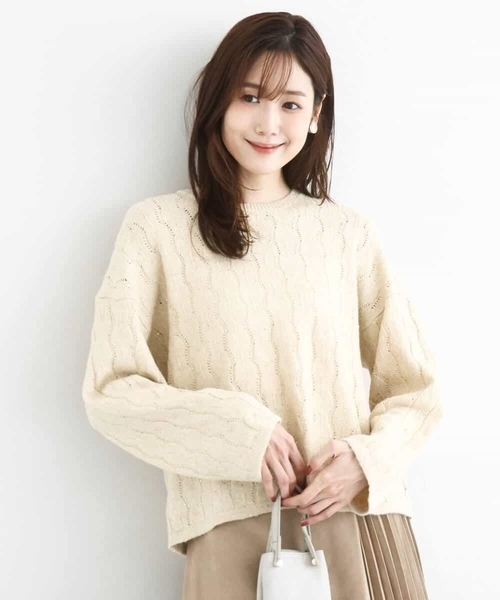 MK MICHEL KLEIN（エムケーミッシェルクラン）の「スパンコールラメ入りニット/洗える（ニット/セーター・レディース・ベージュ/ライトグレー/ピンク・38）」の4枚目の写真