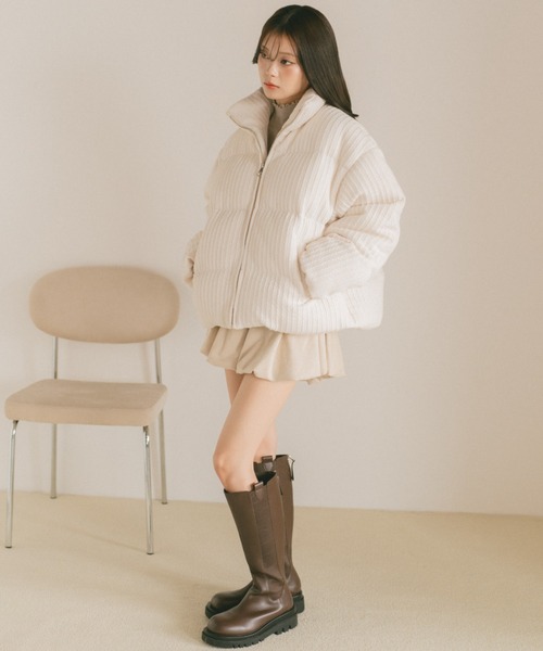 VANNIE U（ヴァニーユー）の「ケーブルニット中綿コート（その他アウター・レディース・ブラック/アイボリー・FREE）」の4枚目の写真