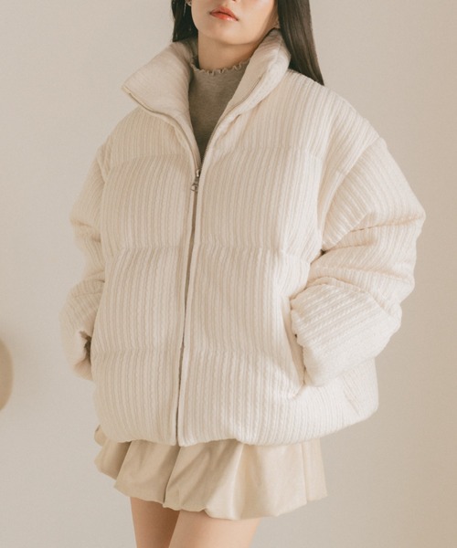 VANNIE U（ヴァニーユー）の「ケーブルニット中綿コート（その他アウター・レディース・ブラック/アイボリー・FREE）」の19枚目の写真