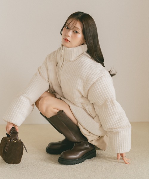 VANNIE U（ヴァニーユー）の「ケーブルニット中綿コート（その他アウター・レディース・ブラック/アイボリー・FREE）」の3枚目の写真