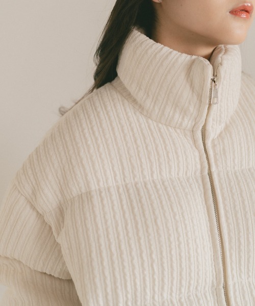 VANNIE U（ヴァニーユー）の「ケーブルニット中綿コート（その他アウター・レディース・ブラック/アイボリー・FREE）」の7枚目の写真