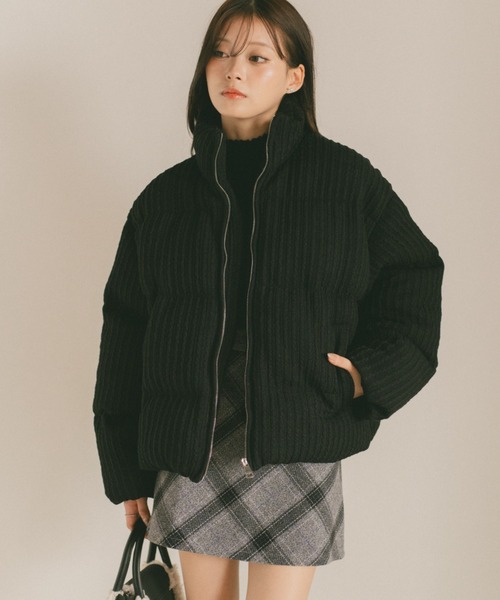 VANNIE U（ヴァニーユー）の「ケーブルニット中綿コート（その他アウター・レディース・ブラック/アイボリー・FREE）」の8枚目の写真