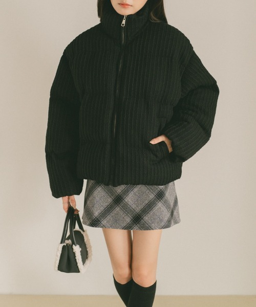 VANNIE U（ヴァニーユー）の「ケーブルニット中綿コート（その他アウター・レディース・ブラック/アイボリー・FREE）」の10枚目の写真