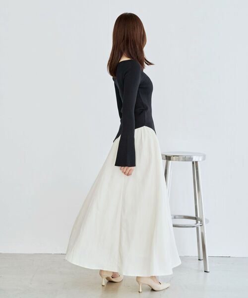 cle blatt(クレブラット)の「アシメドッキングニットワンピース(ワンピース・レディース・ボルドー/ベージュ/ブラック・MEDIUM)」の14枚目の写真