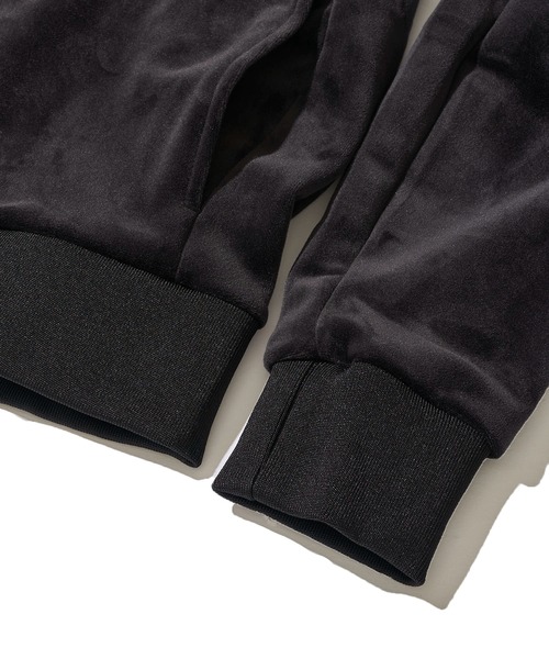 1PIU1UGUALE3 RELAX (ウノピゥウノウグァーレトレ リラックス)の「【1PIU1UGUALE3 RELAX】VELOUR WRAP HOODIE(パーカー・メンズ・ブラック・MEDIUM/LARGE)」の7枚目の写真