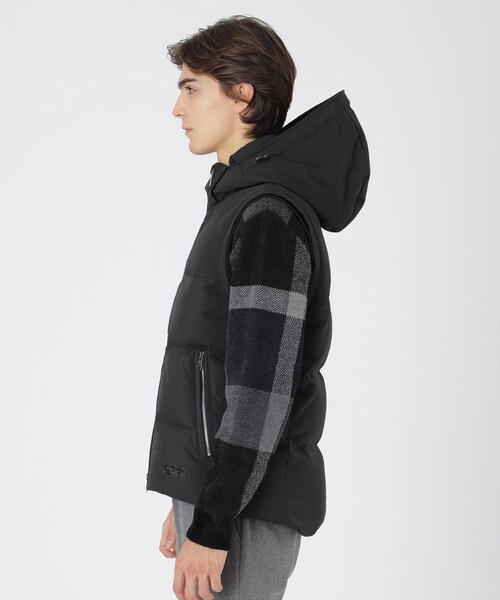 BLACK LABEL CRESTBRIDGE(ブラックレーベル・クレストブリッジ)の「ファブリックコンビダウンベスト(ダウンベスト・メンズ・ブラック・L/M/XL)」の4枚目の写真