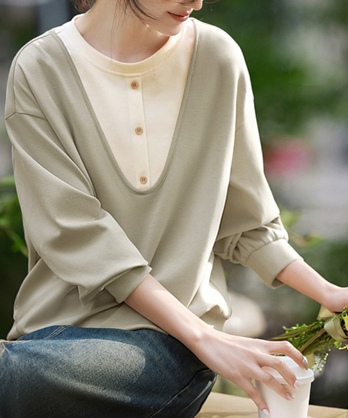 ONEP STAR(ワンピスター)の「ラウンドネックボタン付きネックライントップス(Tシャツ/カットソー・レディース・ライトカーキ・MEDIUM/X-LARGE/LARGE)」の1枚目の写真